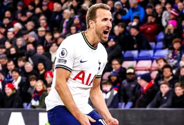 沃克盛赞凯恩，冠军实至名归，他如今如释重负，荣耀时刻来临