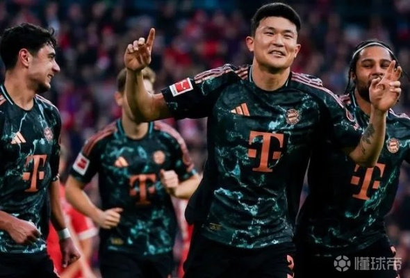 拜仁慕尼黑积极寻求财政减压，法尔克透露愿出售金玟哉，已联系门兴后卫板仓滉加强阵容